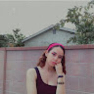 Meet your Posher, Carolina